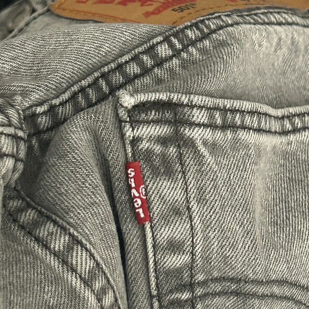 Levis 501 Original Fit Mens Grey Straight Leg Denim Jeans W30 L30